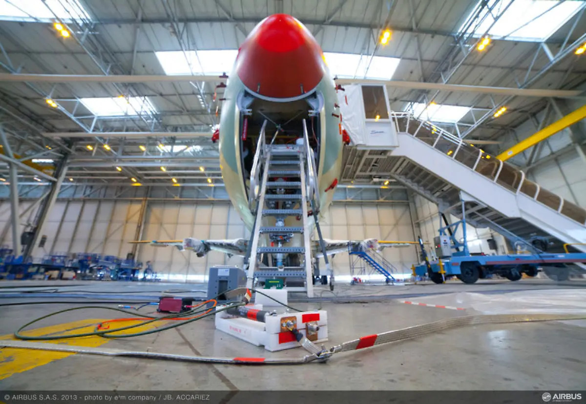 A350-XWB-lightning-test-2