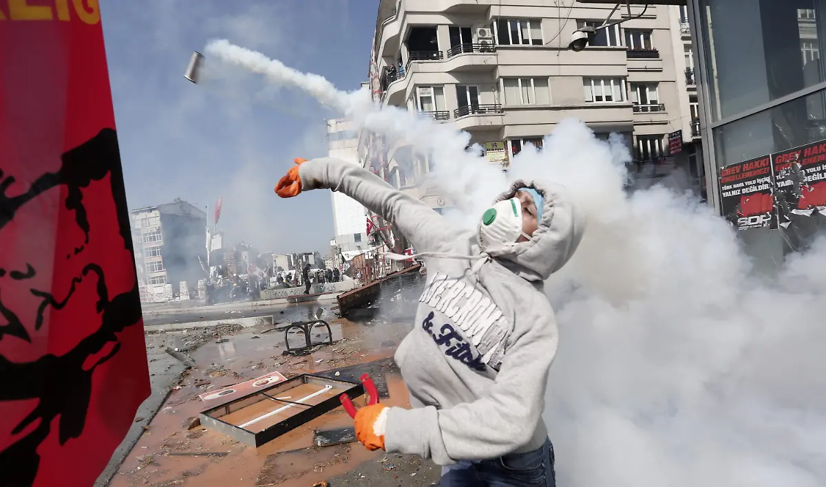 3c6a2555-jpg1258417972410712646