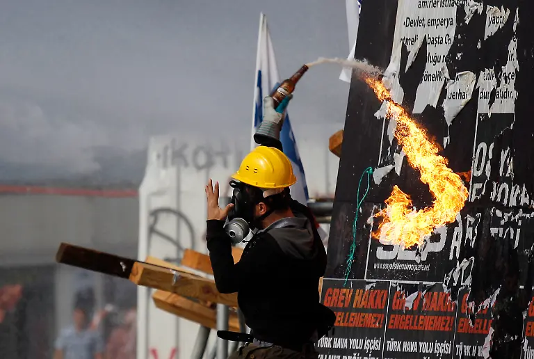 32859600074D229B-jpg3894314253038559051