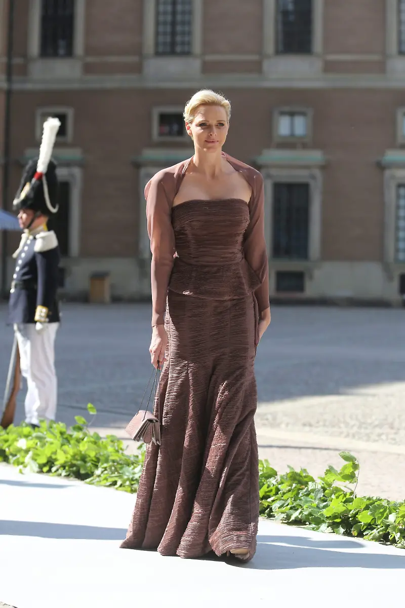 3c4g1939-jpg8186962460209078955