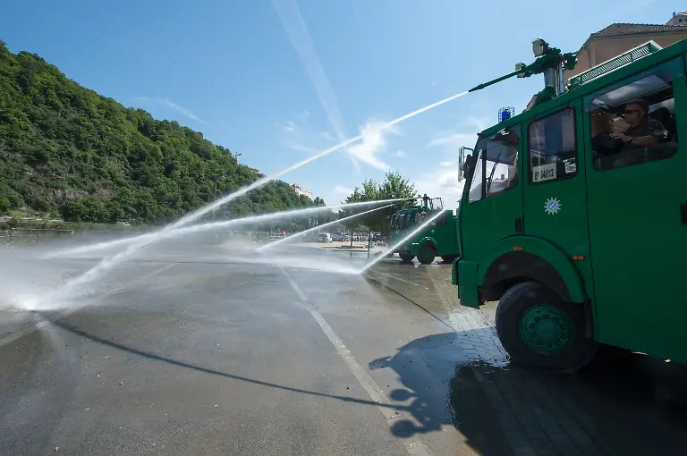 3c510017-jpg6978657125070735510