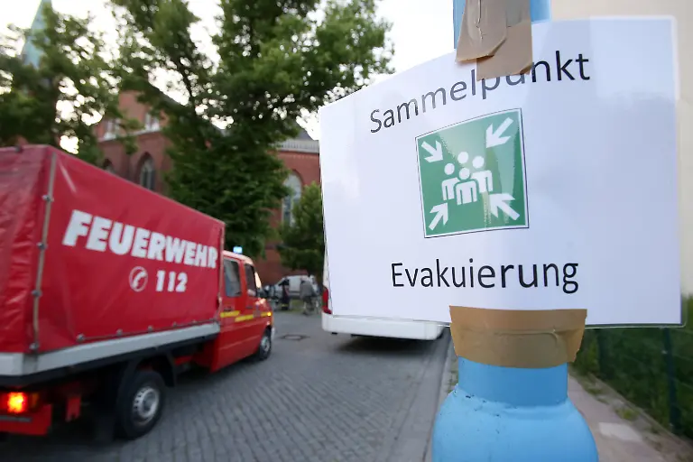 3c4m2509-jpg4716429995334013099