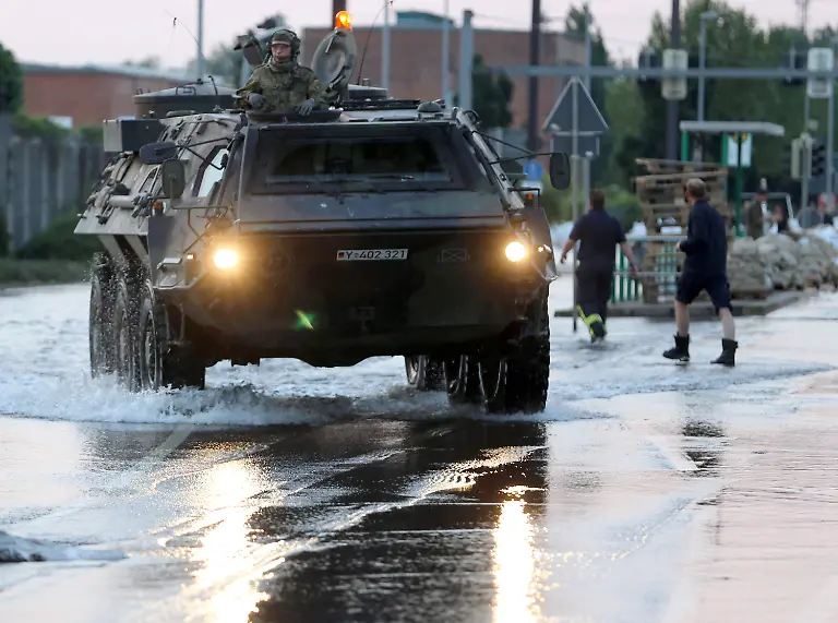 3c4m5433-jpg4864055519274218312