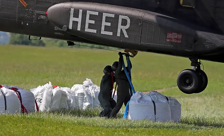 3c3s2203-jpg1116429379749144218