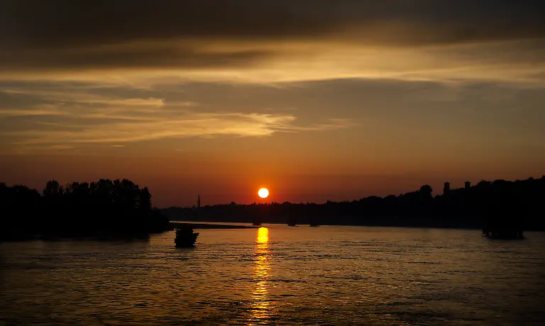 3c450435-jpg7267850198096841917