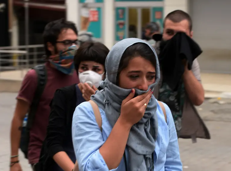 32858E00E6E577F6-jpg3366282581972293403