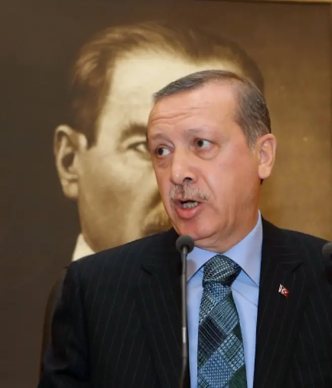 Erdogan-3-fordert-sofortiges-Ende-der-Proteste-der-Forderung-nach-Stopp-an-Bauprojekt-erteilt-er-Absage-ap