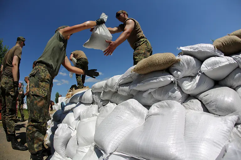 3c320654-jpg2979390197048845828