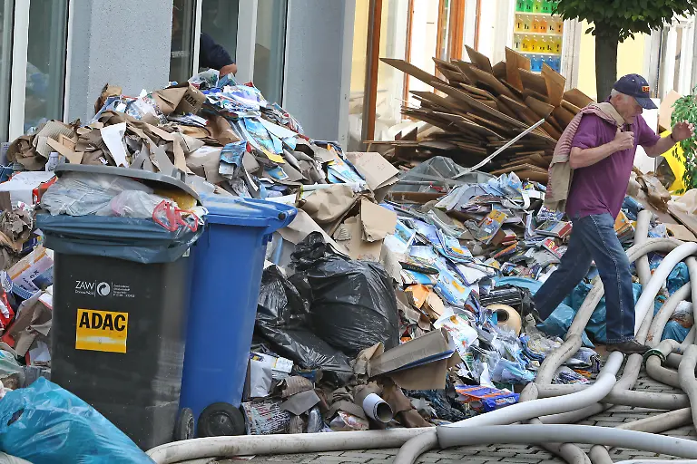 3c2b2703-jpg4711001936754007972