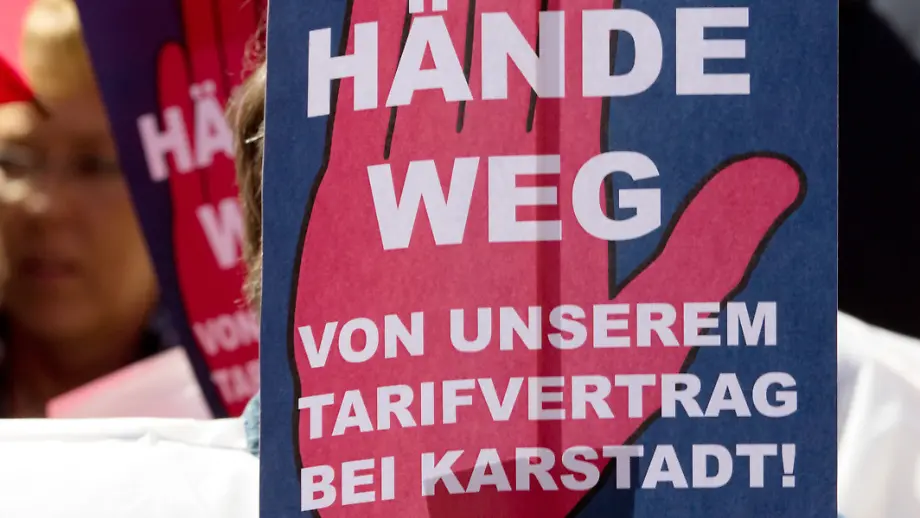 Video poster