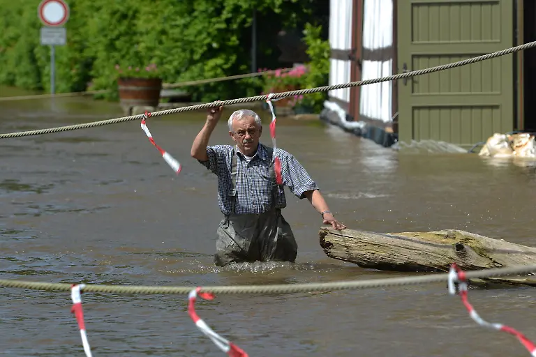 3c132651-jpg189675746616047605