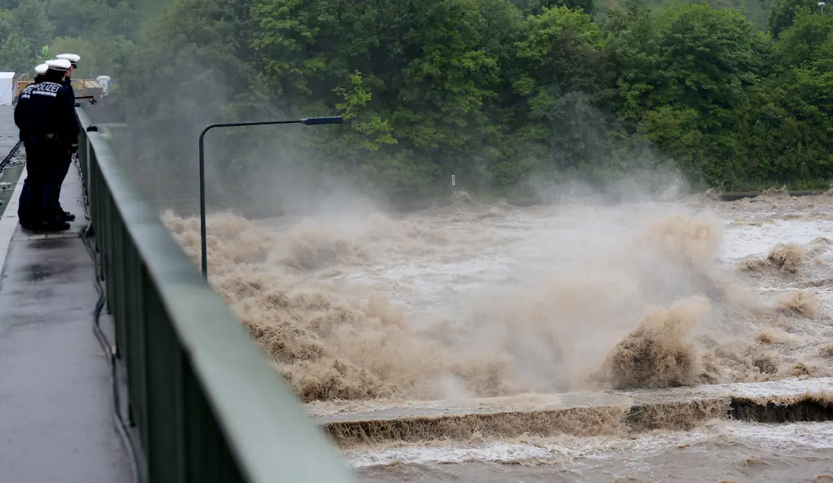 3bz44109-jpg7033430111615308271