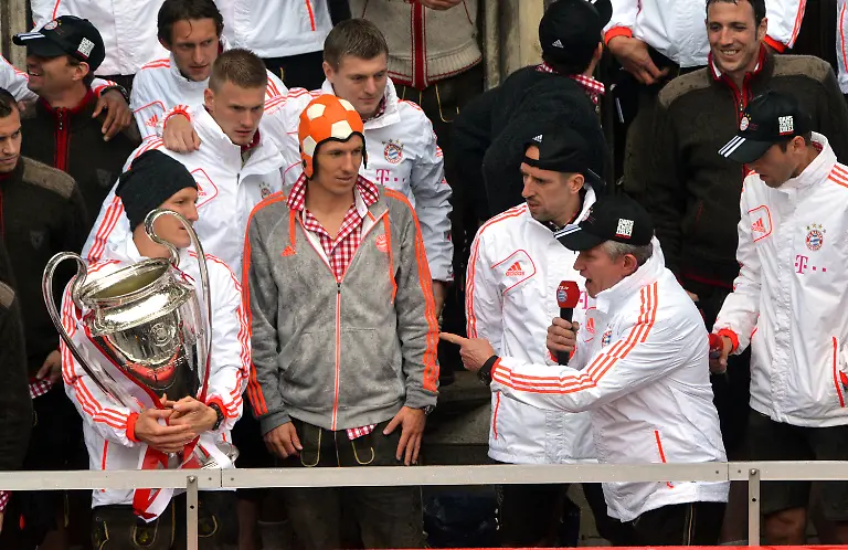 3c0h1529-jpg7035041206049454759