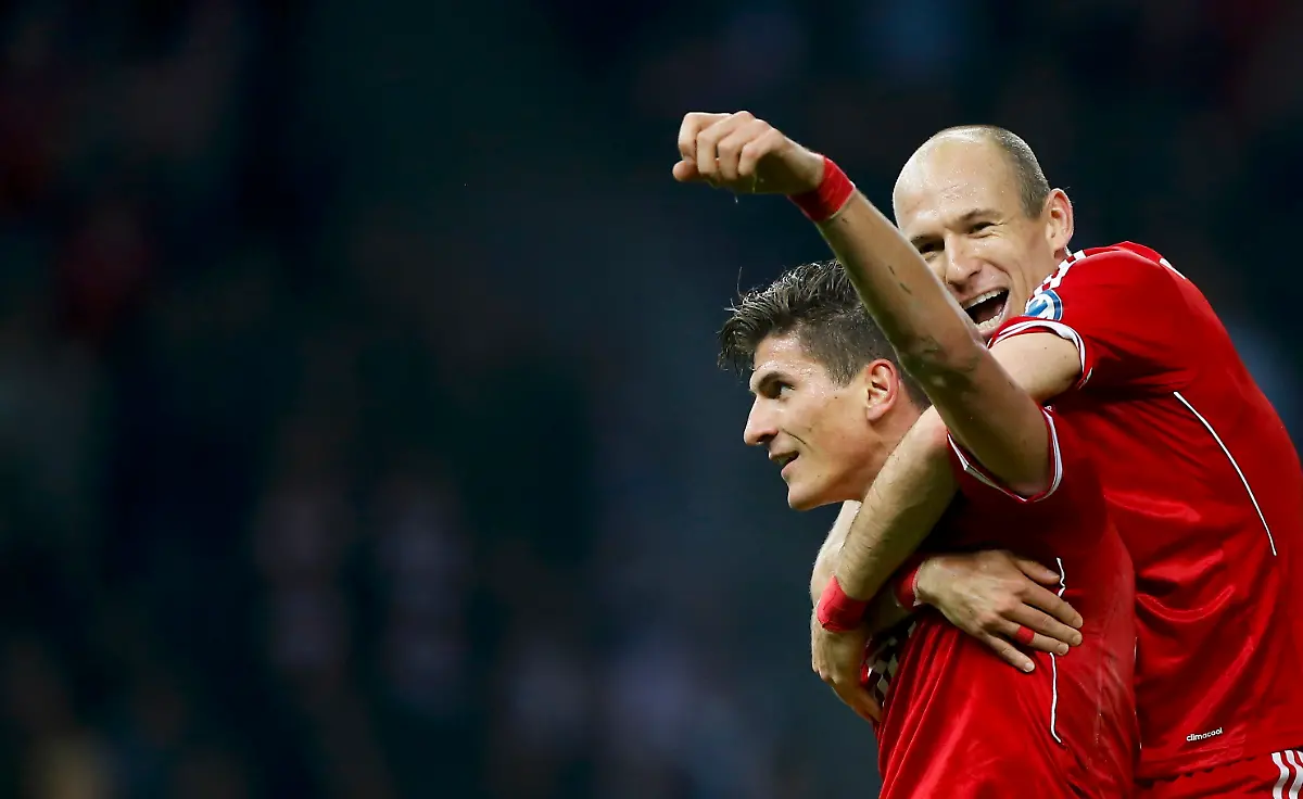 2013-06-01T192743Z-1691490476-LR2E9611I1WND-RTRMADP-3-SOCCER-GERMANY-JPG1220472067651520025