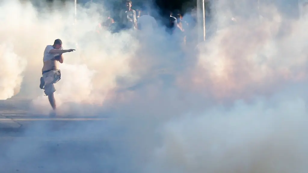 2013-06-01T103916Z-1100087368-GM1E9611FOM01-RTRMADP-3-TURKEY-PROTESTS-JPG1409878446627054359