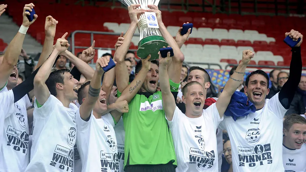 3byj3738-jpg3159802641367399945