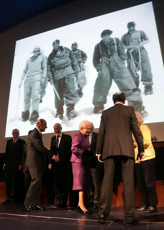 2013-05-29T231510Z-456503506-LR2E95T1SL0C4-RTRMADP-3-BRITAIN-JPG2643223136033579362