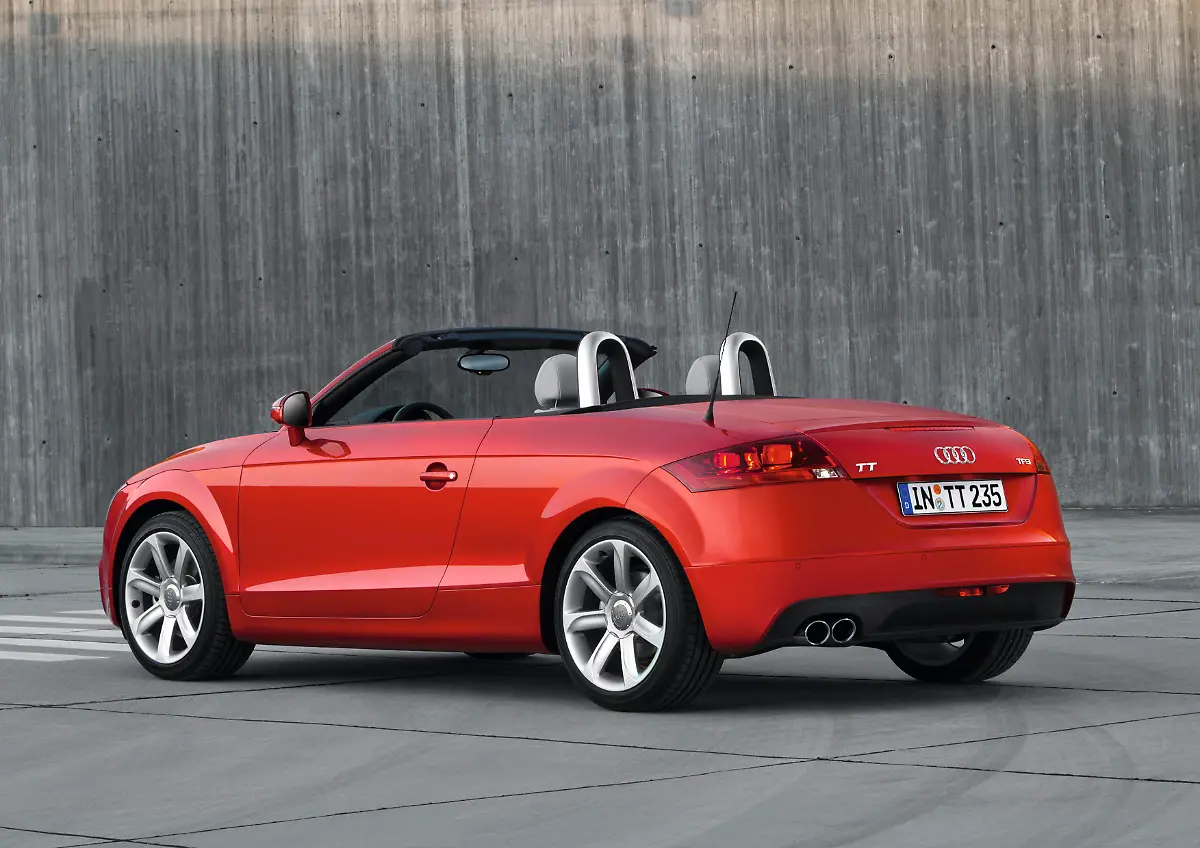 Audi-TT-Roadster-1