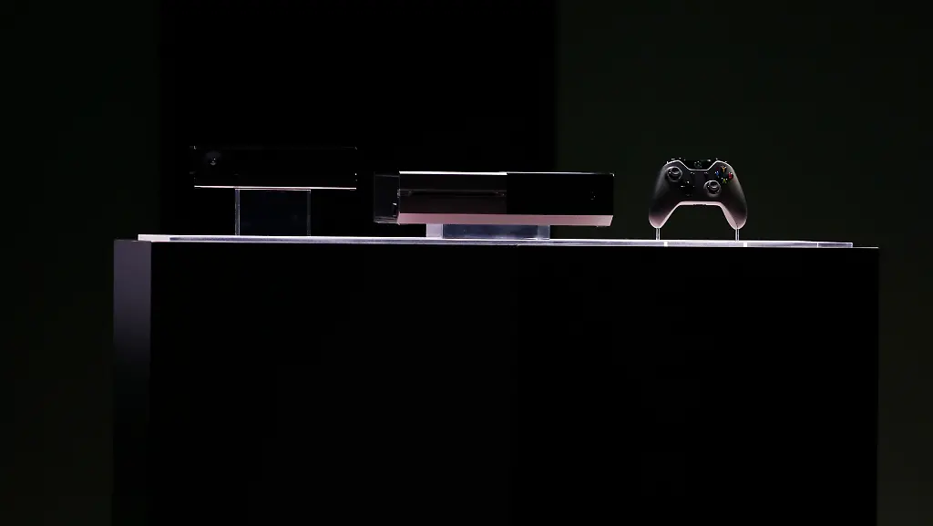 2013-05-21T182326Z-01-SEA44-RTRIDSP-3-MICROSOFT-XBOX-jpg8596017628588032627