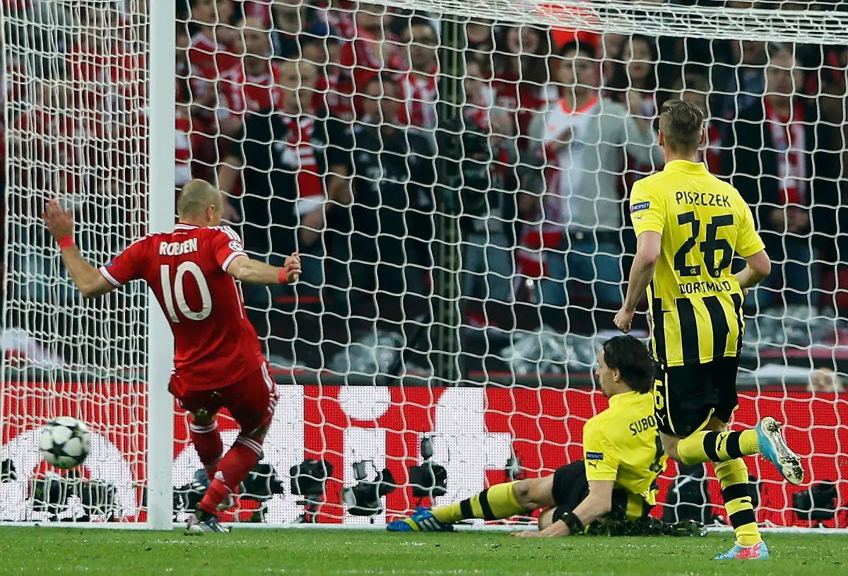 2013-05-25T203021Z-1420187820-LR2E95P1KYA4G-RTRMADP-3-SOCCER-CHAMPIONS-JPG6261707260075474244