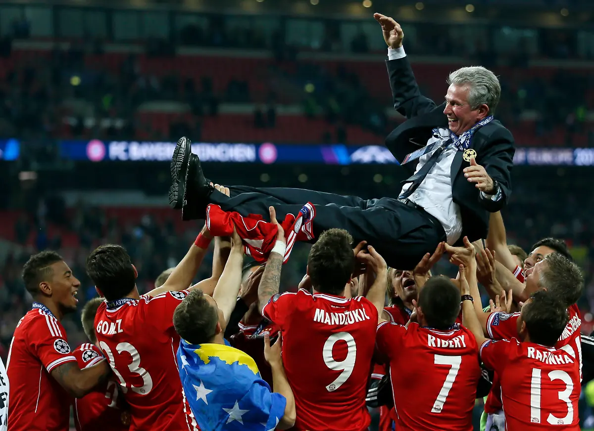 2013-05-25T211648Z-229899524-LR2E95P1N3PAU-RTRMADP-3-SOCCER-CHAMPIONS-JPG1180268722301301771