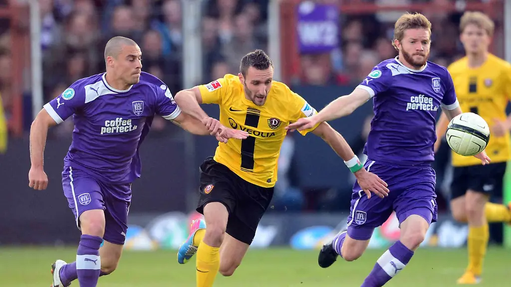 3bul0013-jpg6491571140454915756