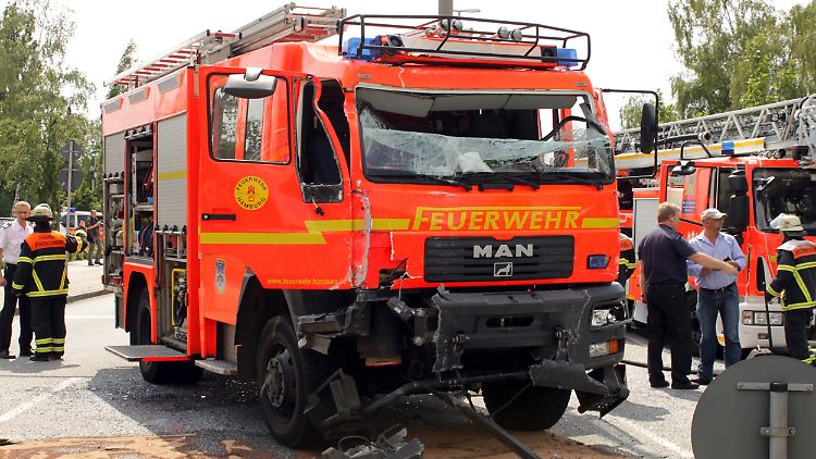 Das ramponierte Einsatzfahrzeug.
