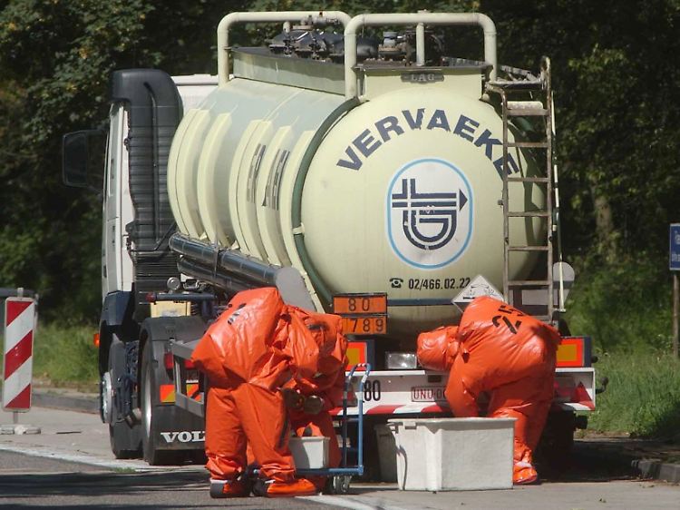 In hoher Konzentration ist Salzsäure eine große Gefahr für alle Lebewesen.