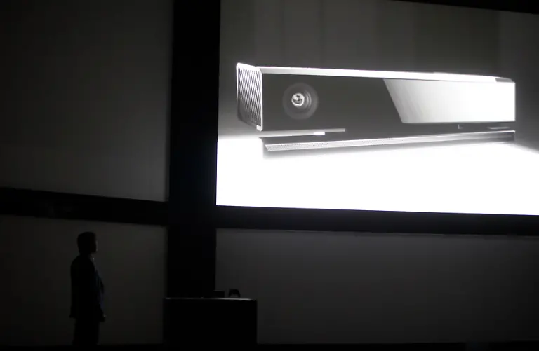 2013-05-21T181532Z-01-SEA42-RTRIDSP-3-MICROSOFT-XBOX-jpg2807648425793312250