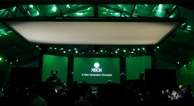 2013-05-21T165456Z-01-SEA06-RTRIDSP-3-MICROSOFT-XBOX-jpg641115328788979217