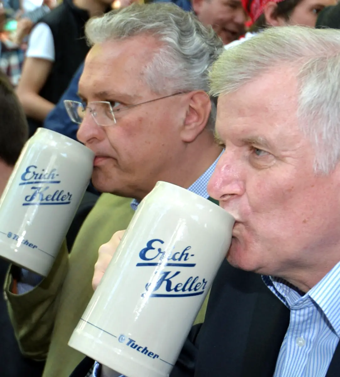 3bqi4436-jpg1703740555486205956