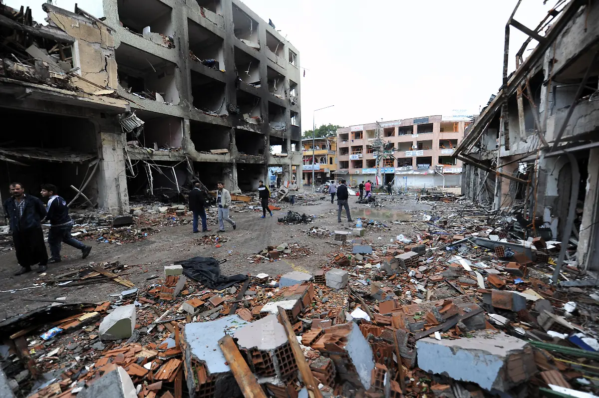 32855A00BB662168-jpg2794656543848969010