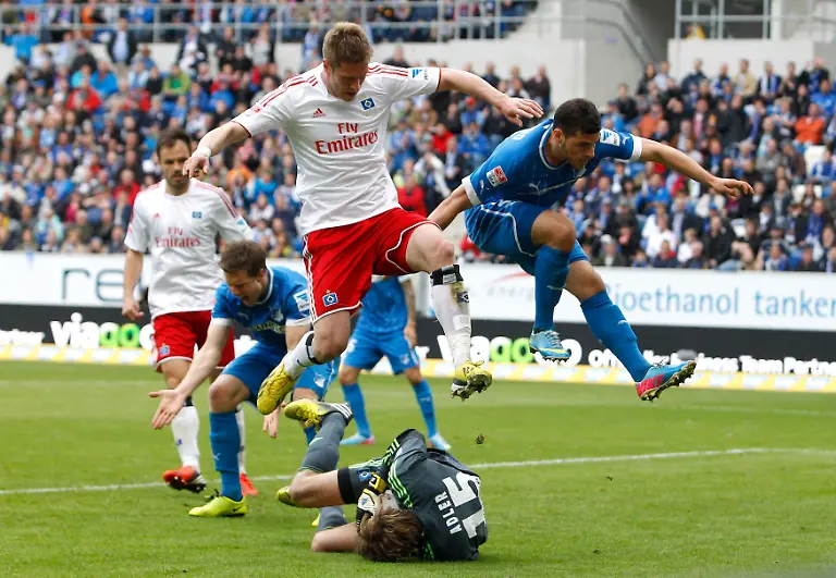 2013-05-11T152008Z-01-NIL38-RTRMDNP-3-SOCCER-GERMANY-JPG6461827075923457671