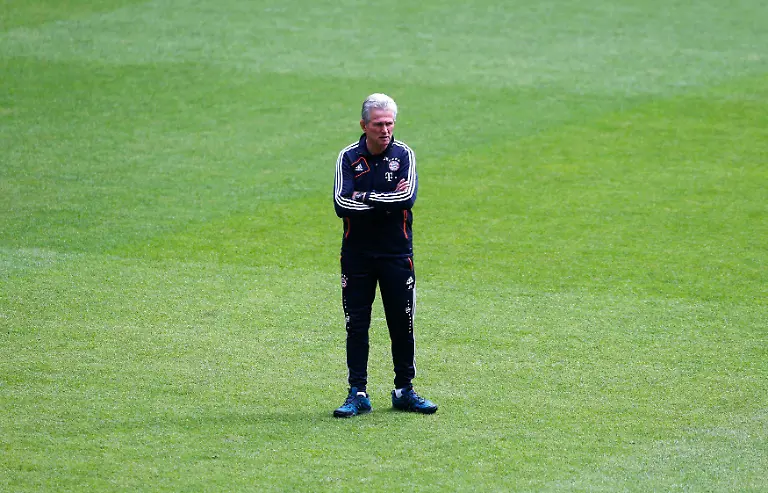 2013-05-14T123424Z-01-REH09-RTRMDNP-3-SOCCER-GERMANY-JPG1032296616064084391