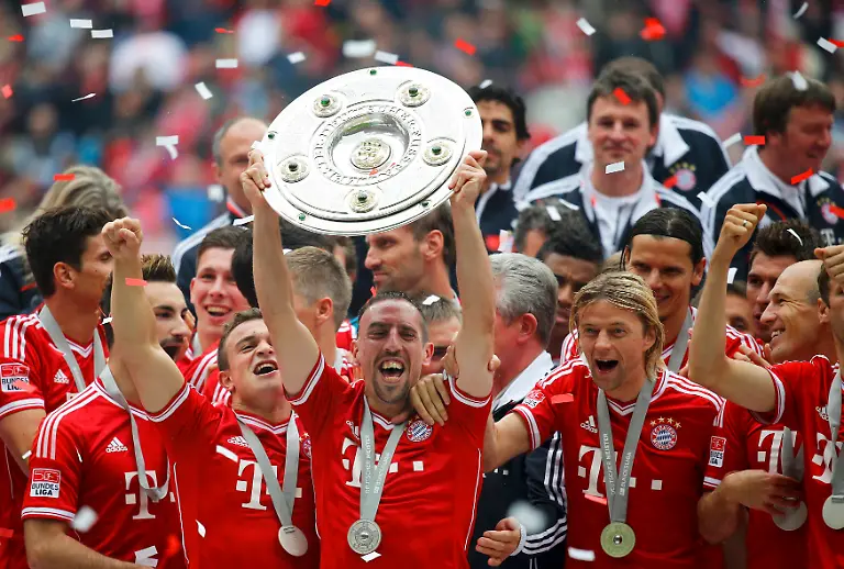 2013-05-11T155019Z-01-CVI144-RTRMDNP-3-SOCCER-GERMANY-JPG5995287555017134560