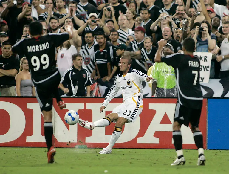 Beckham-USA-Freistoss