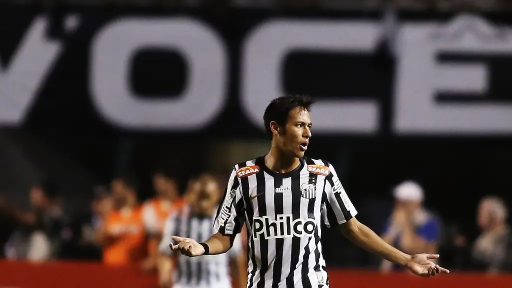 2013-05-12T221418Z-01-NAC05-RTRMDNP-3-SOCCER-BRAZIL-JPG4197881593969624015