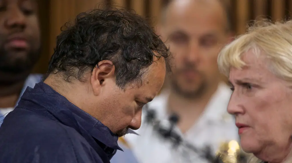 2013-05-09T131007Z-01-JRG709-RTRMDNP-3-USA-MISSING-OHIO-JPG8135765883729715678