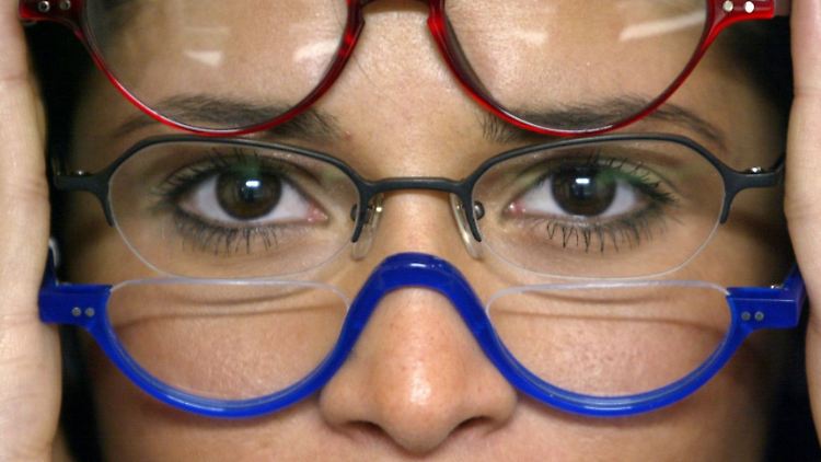 Trend zur Gleitsichtbrille: Händler erkennen "gemischte" Zahlen.