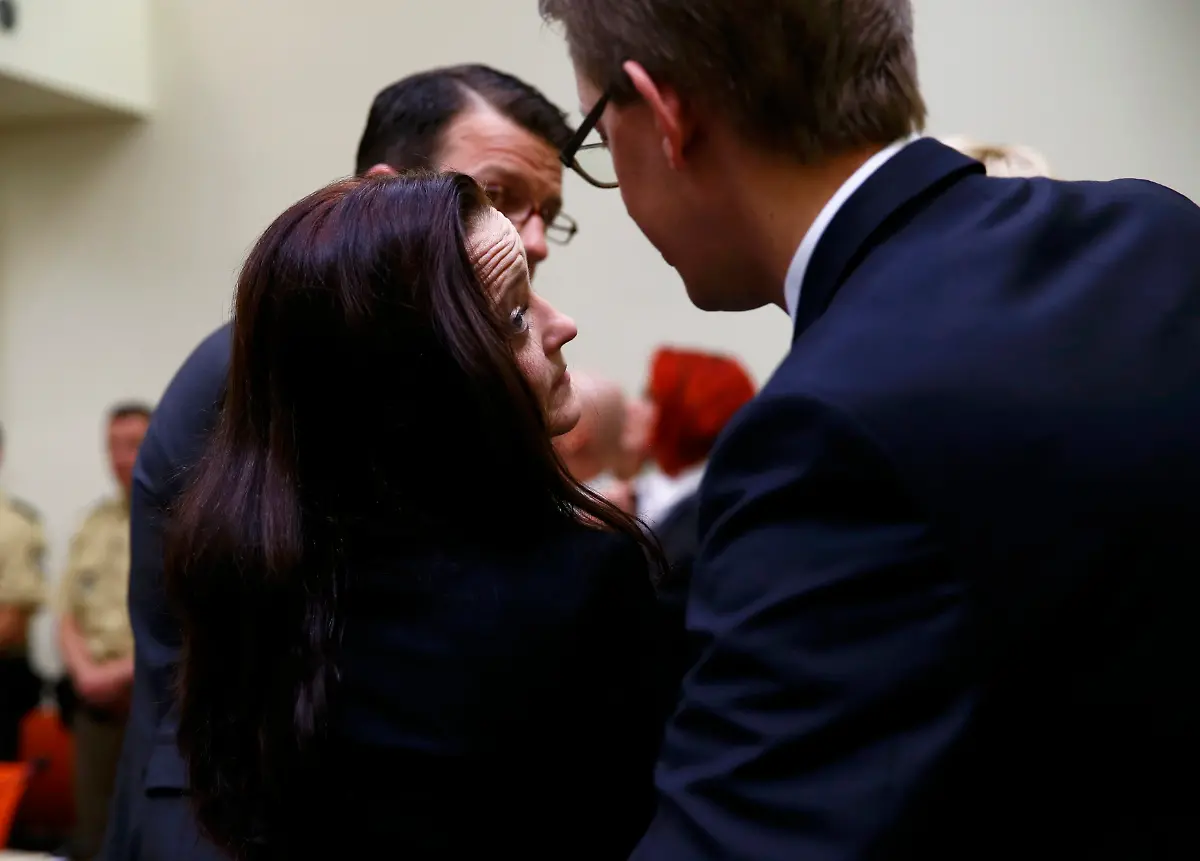 2013-05-06T085316Z-01-CVI1126-RTRMDNP-3-GERMANY-NEONAZI-JPG55295710506930103