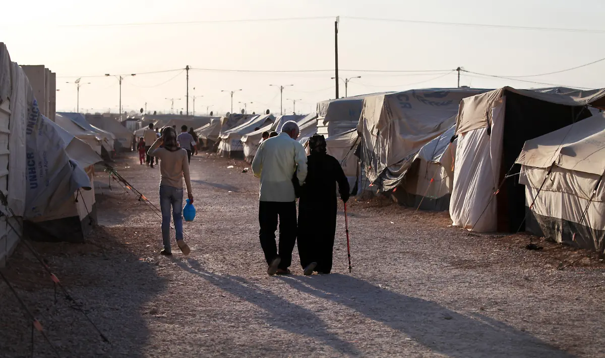 32853C006C2E2209-jpg2306264893594023713