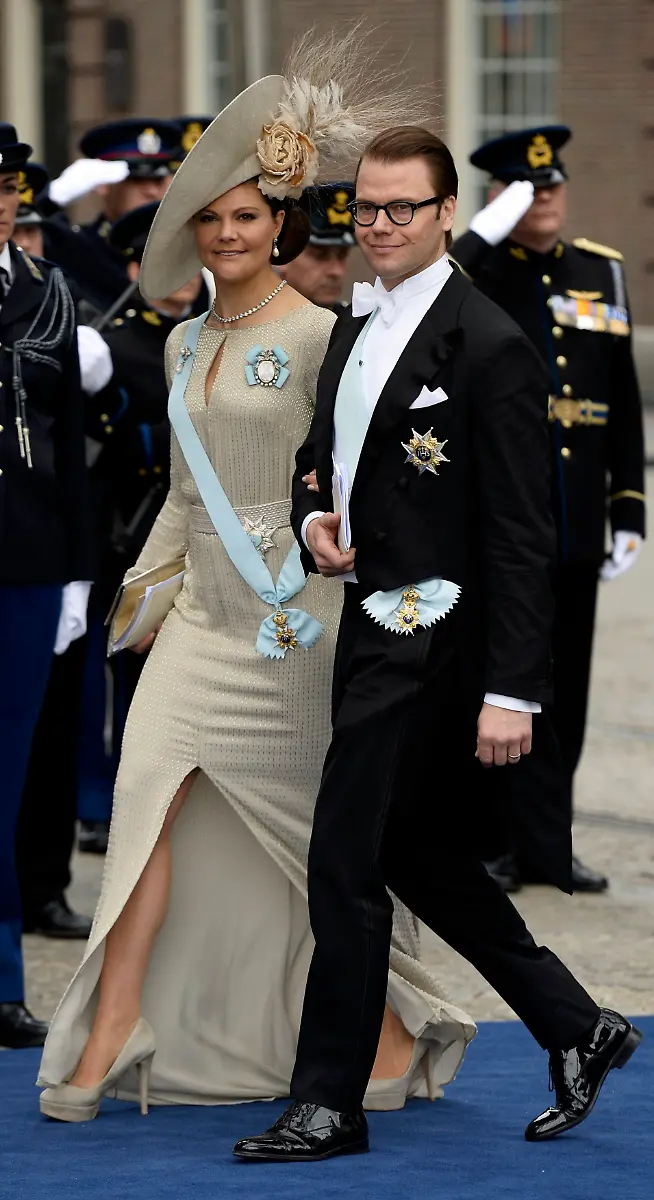 2013-04-30T134558Z-01-RSS73-RTRMDNP-3-DUTCH-MONARCHY-JPG4895299844277259750