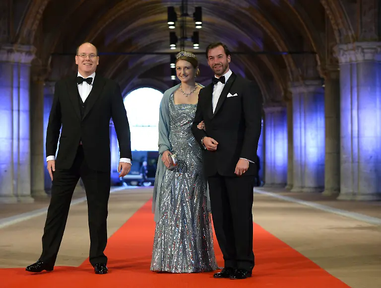 32853C009BA80D86-jpg5086106032273223048