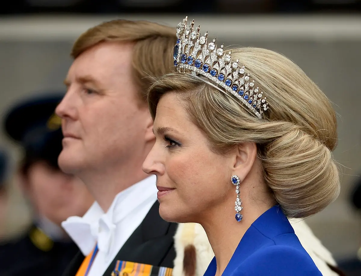 2013-04-30T134952Z-01-RSS78-RTRMDNP-3-DUTCH-MONARCHY-JPG6350621758303087576