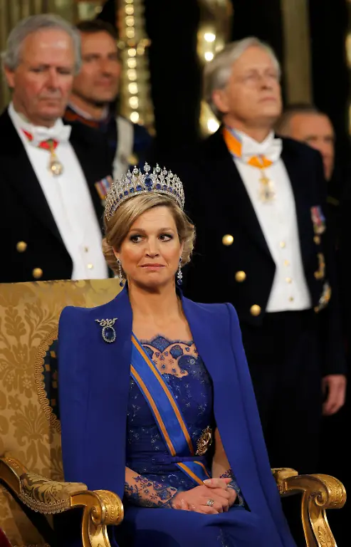 2013-04-30T122854Z-01-STN158-RTRMDNP-3-DUTCH-MONARCHY-JPG6411930753066433849