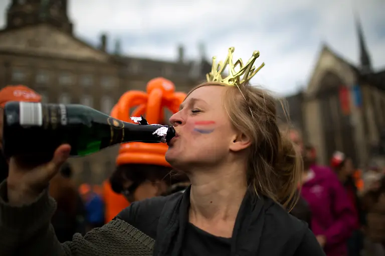 32853C00D1D2A634-jpg6097699303064983681