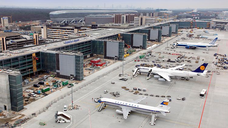 Blick auf die Baustelle des Terminals A+ des Flughafens in Frankfurt am Main, der am 7. Juli 75 Jahre alt wird: Bisher ist der Stress-Index dort recht hoch.