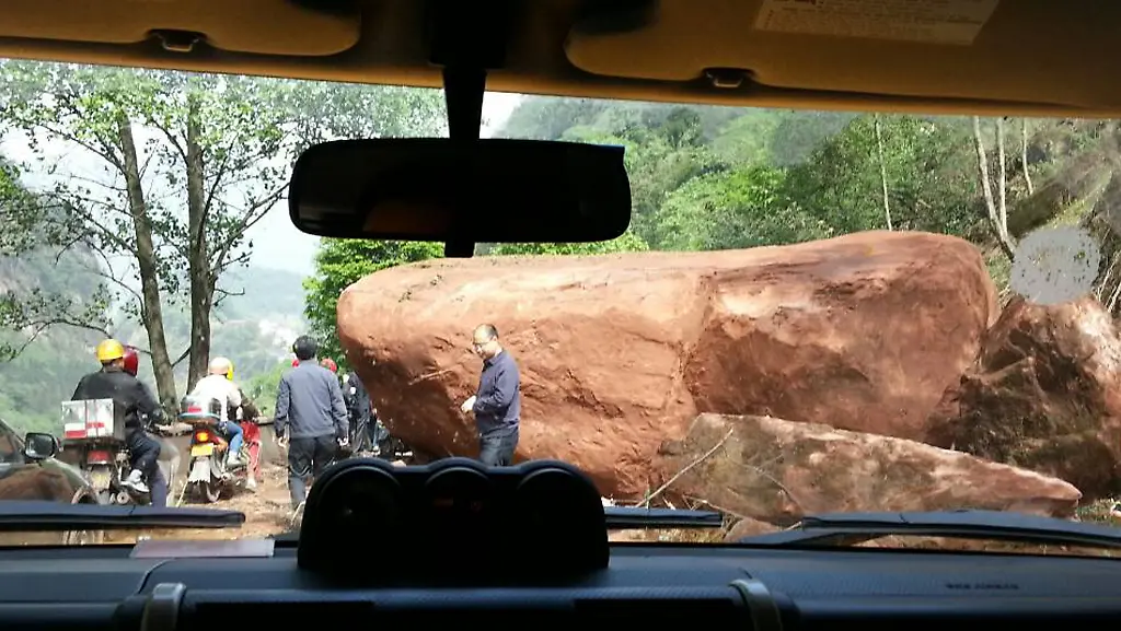 3285280038AC9C03-jpg6182843498195439094