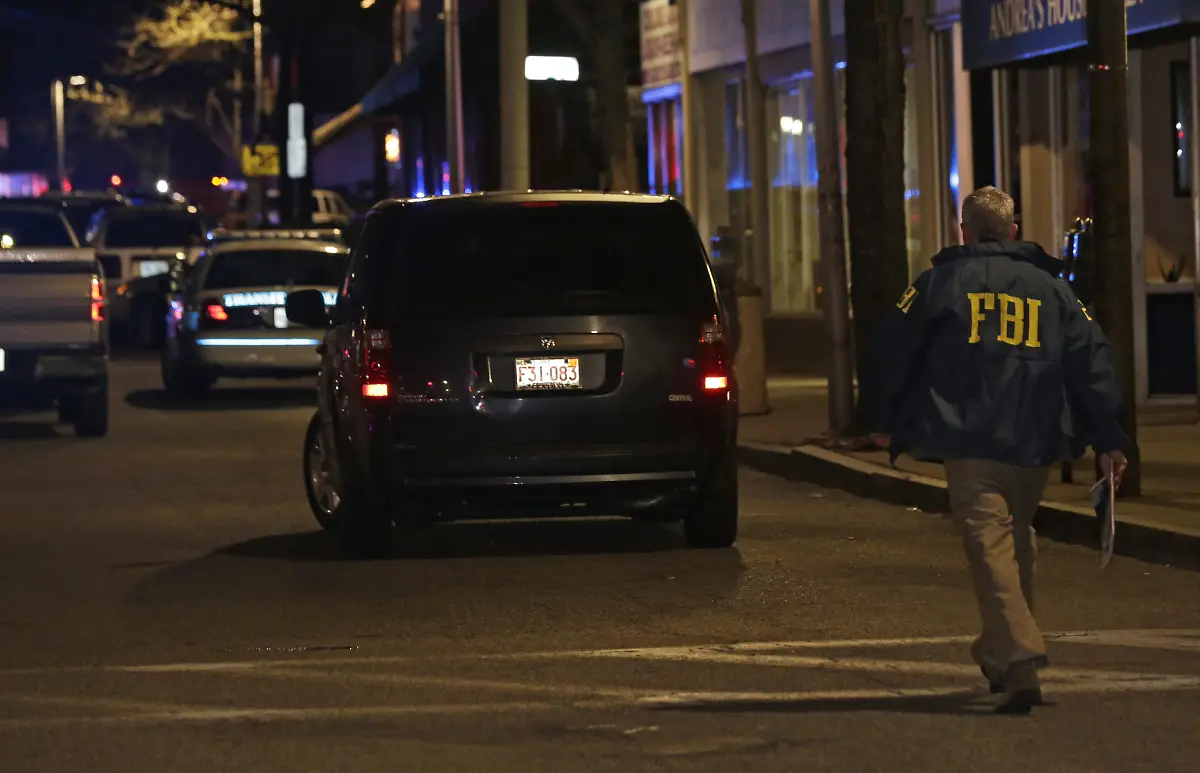 32852600DBD8CE3C-jpg8182002565968766113