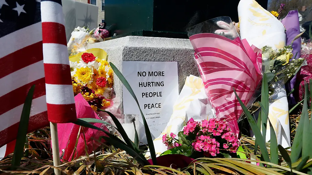 3285220002BCE379-jpg5147207836858947736